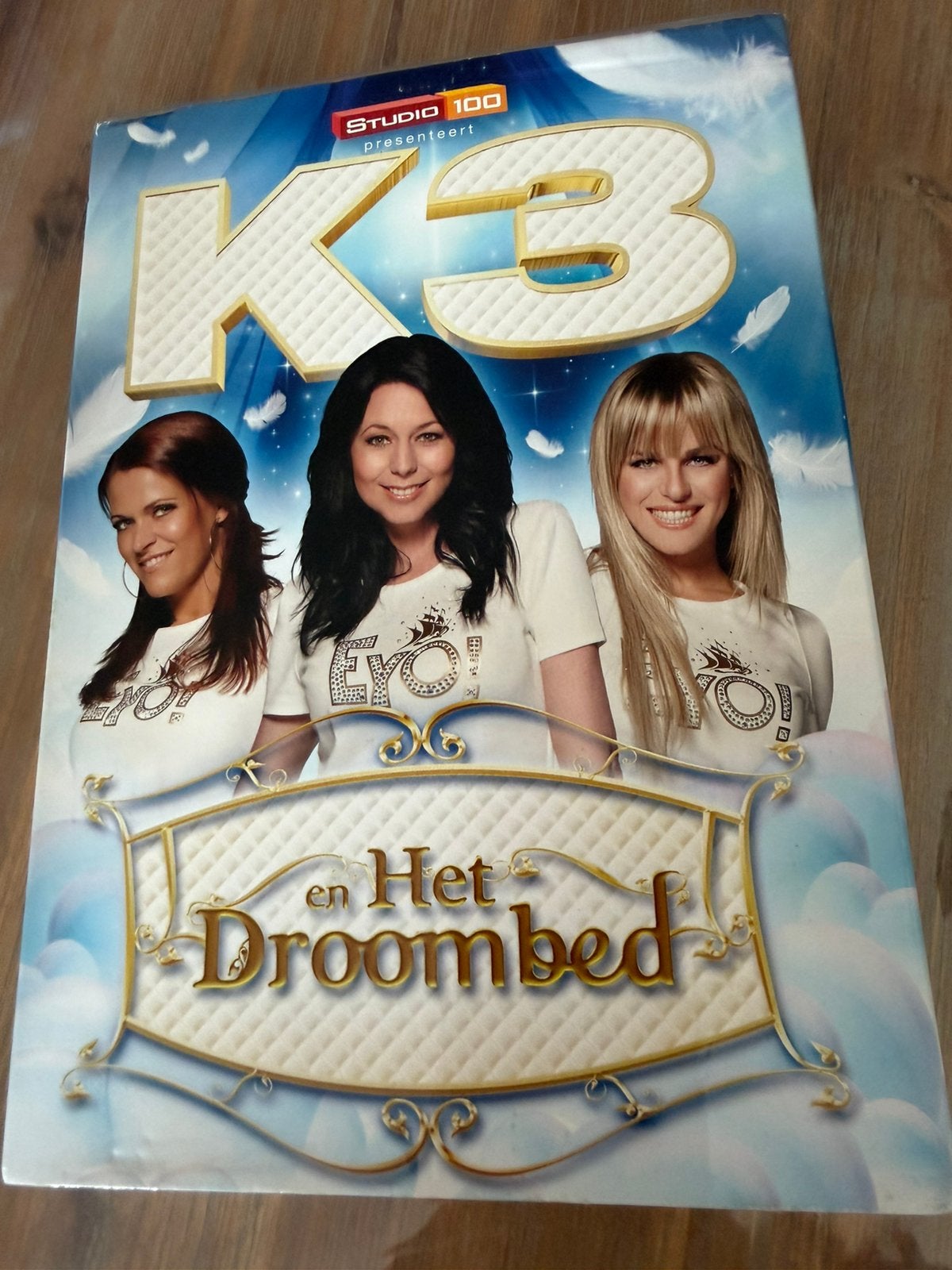 K3 en Het Droombed DVD - Studio 100, Gebruikt, Alle leeftijden, Overige genres, Ophalen of Verzenden