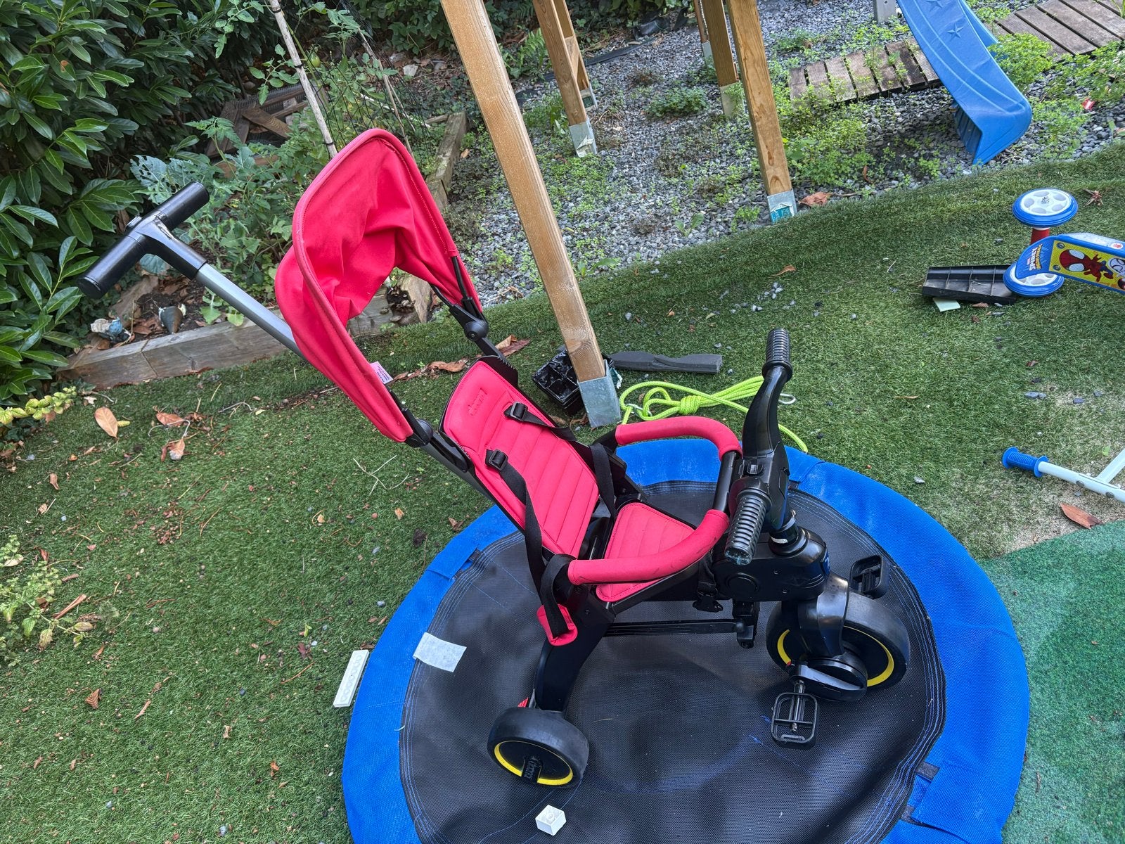 Doona Liki Trike S3 - Rood driewieler, Ophalen of Verzenden, Zo goed als nieuw