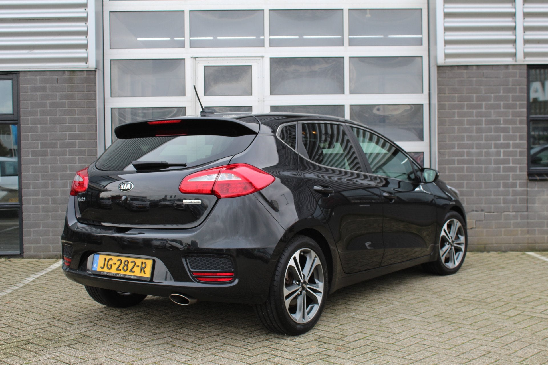 Kia cee'd 1.0 T-GDi DynamicLine / Camera / Navigatie / N.A.P, Auto's, Kia, Voorwielaandrijving, Gebruikt, Met garantie (alle)