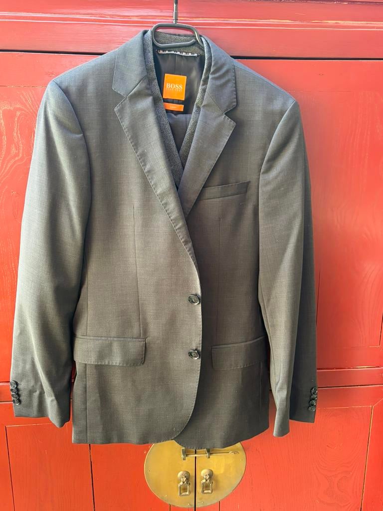 Hugo Boss 3-delig kostum Nieuw, Kleding | Dames, Kostuum of Pak, Overige kleuren, Maat 42/44 (L), Nieuw