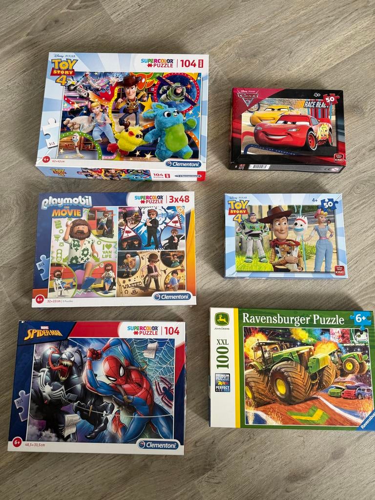 Diverse puzzels: Disney, Playmobil, Spiderman, Ravensburger, Ophalen of Verzenden, Meer dan 50 stukjes, Gebruikt, 4 tot 6 jaar
