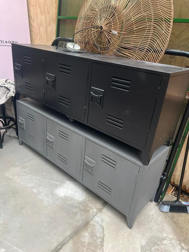 HKliving houten locker dressoir, Ophalen, Zo goed als nieuw