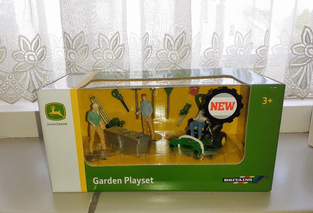John Deere Tuin onderhoud set met grasmaaier - Britains, Ophalen of Verzenden, Nieuw, Tractor of Landbouw, Britains