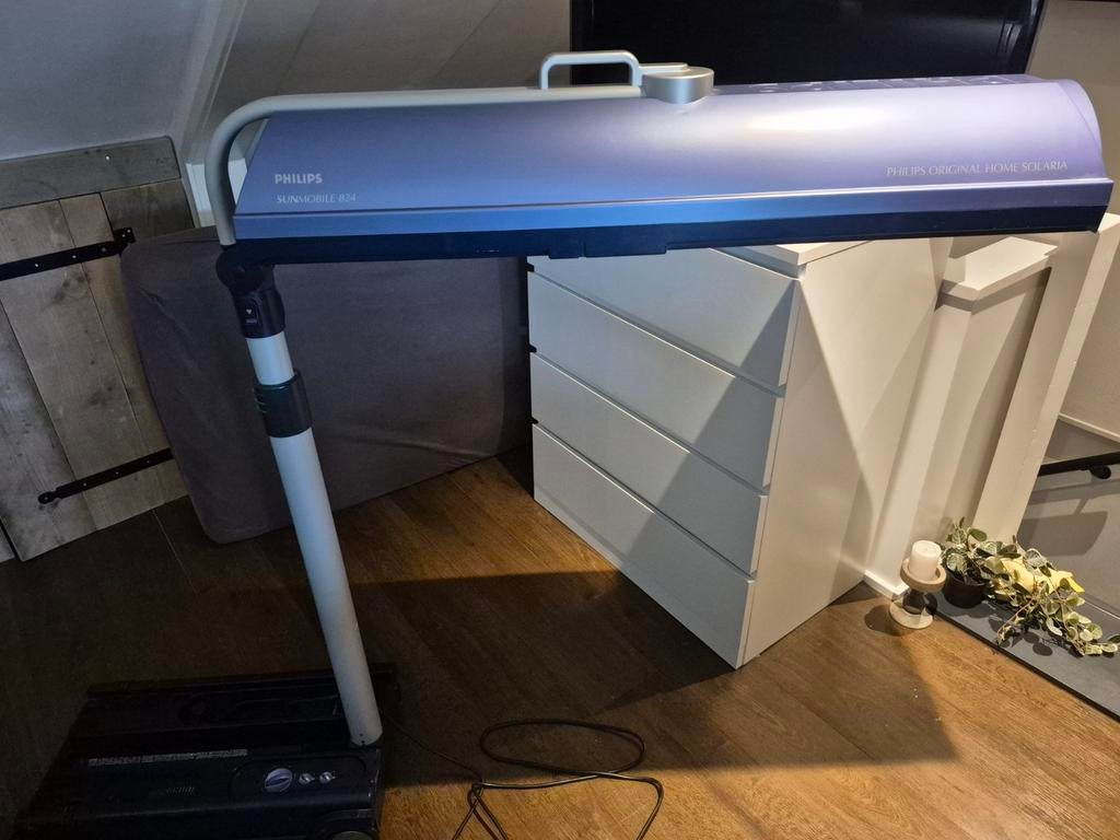 Philips Sunmobile 824 zonnebank, Ophalen, Zonnebank enkelzijdig, Minder dan 10 lampen