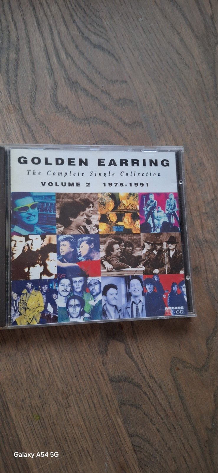 Golden Earring - The Complete Single Collection Vol. 2, Ophalen of Verzenden, Gebruikt, Rock, Verzamelalbum