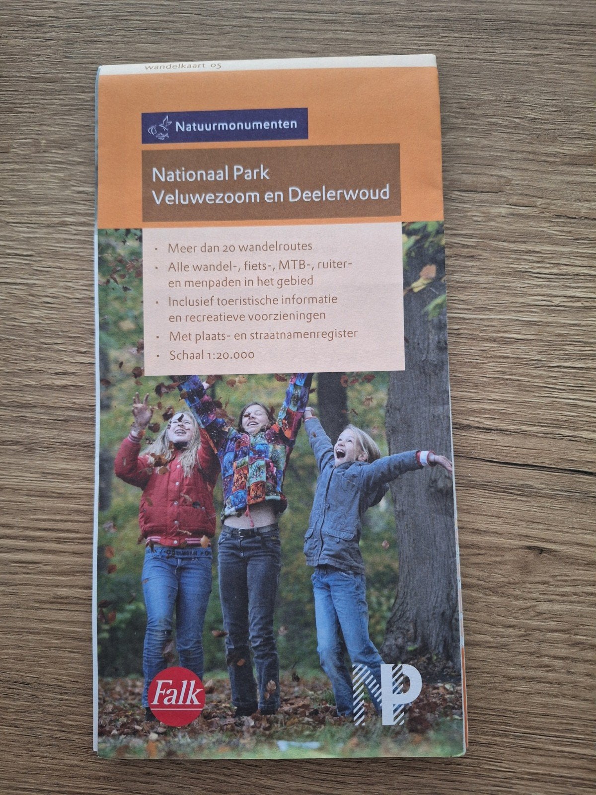 Wandelkaart Nationaal Park Veluwezoom en Deelerwoud, 2000 tot heden, Falkplan B.V., Ophalen of Verzenden, Nederland