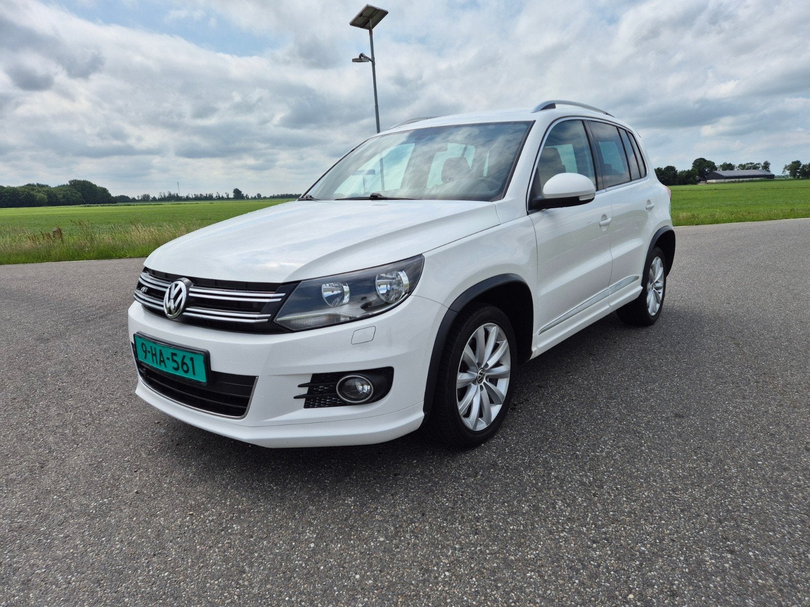 Volkswagen Tiguan R-line 1.4 TSI 160pk, Volkswagen, Wit, Handgeschakeld, 1400 cc