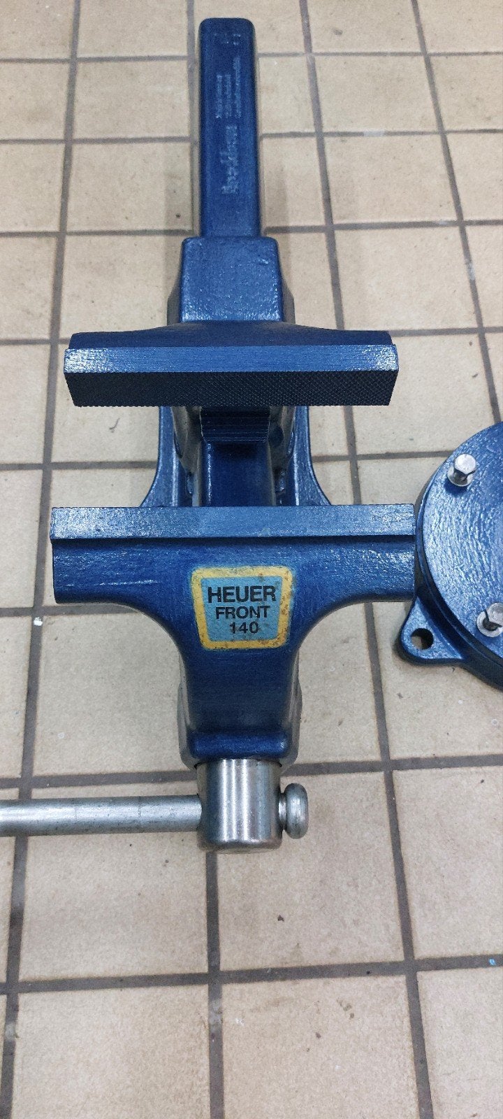 Nieuwe Heuer Front 140 bankschroef met draaiplateau, Ophalen of Verzenden, Nieuw, Bankschroef, Overige merken