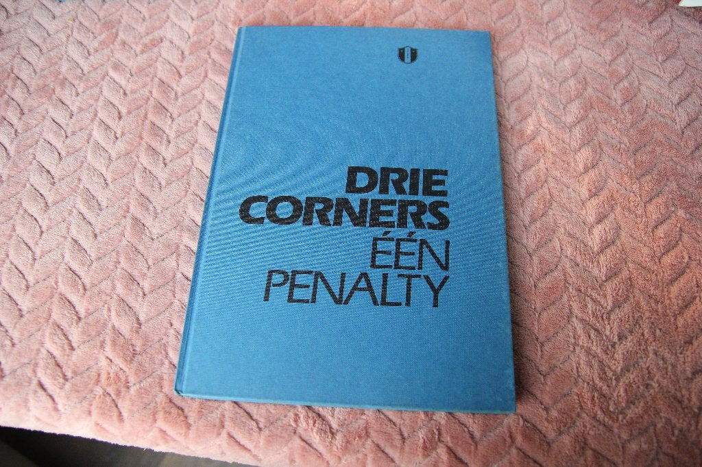 Drie corners een penalty. VV Tolbert, Ophalen of Verzenden, Gelezen