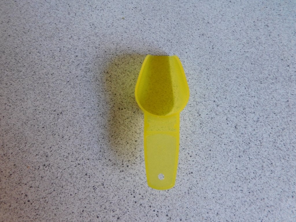 Tupperware Keukenhulpje Maatschepje Geel, Ophalen of Verzenden, Zo goed als nieuw, Geel, Overige typen