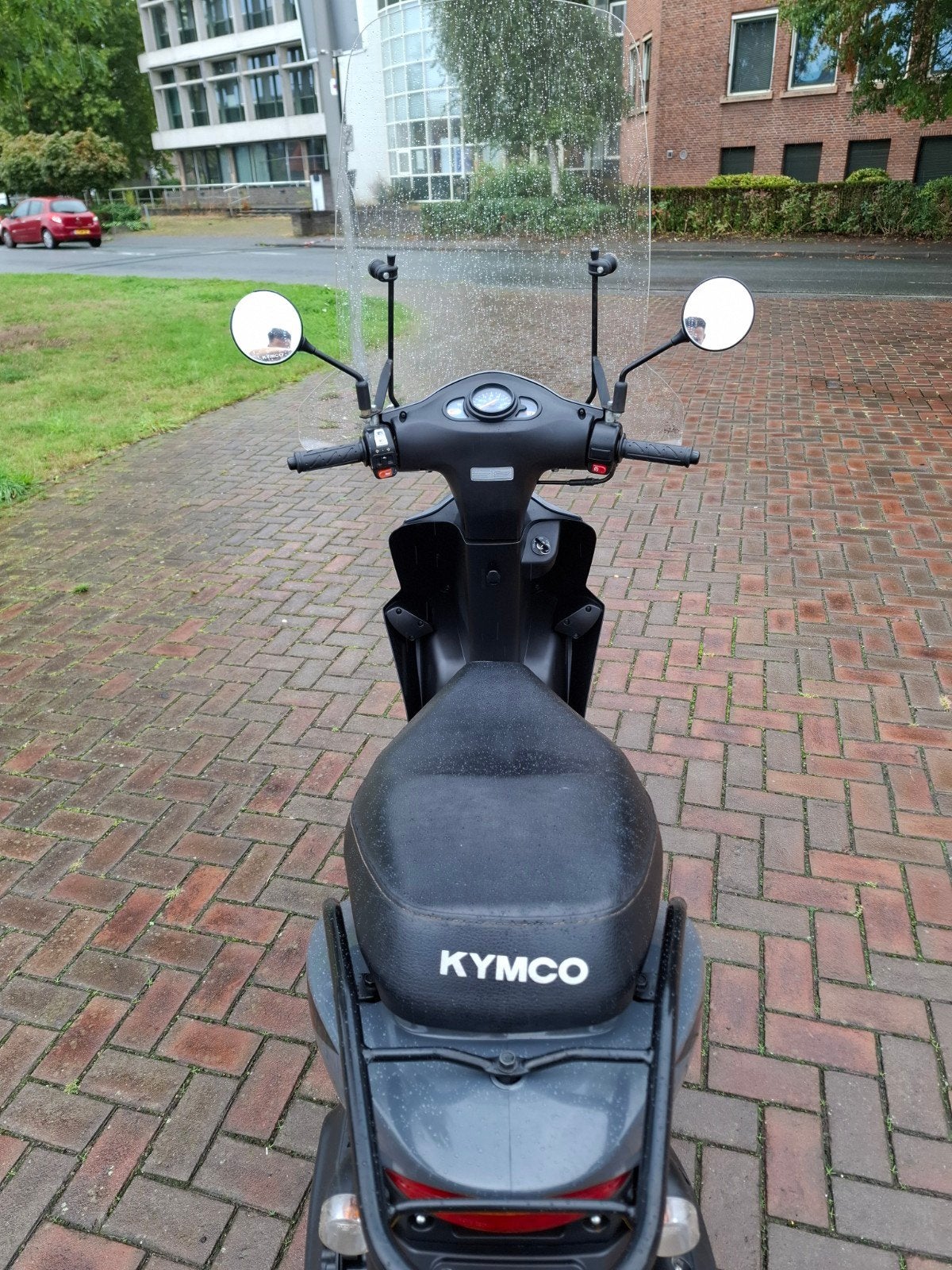 Foto 11 van Kymco Agility 45km bromscooter