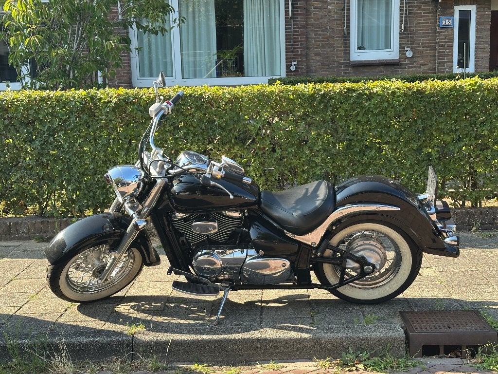 Suzuki Intruder C800 2007 | 20.900 km | Vance & Hines, Motoren, Cardan-aandrijving, 2 cilinders, Chopper, Particulier