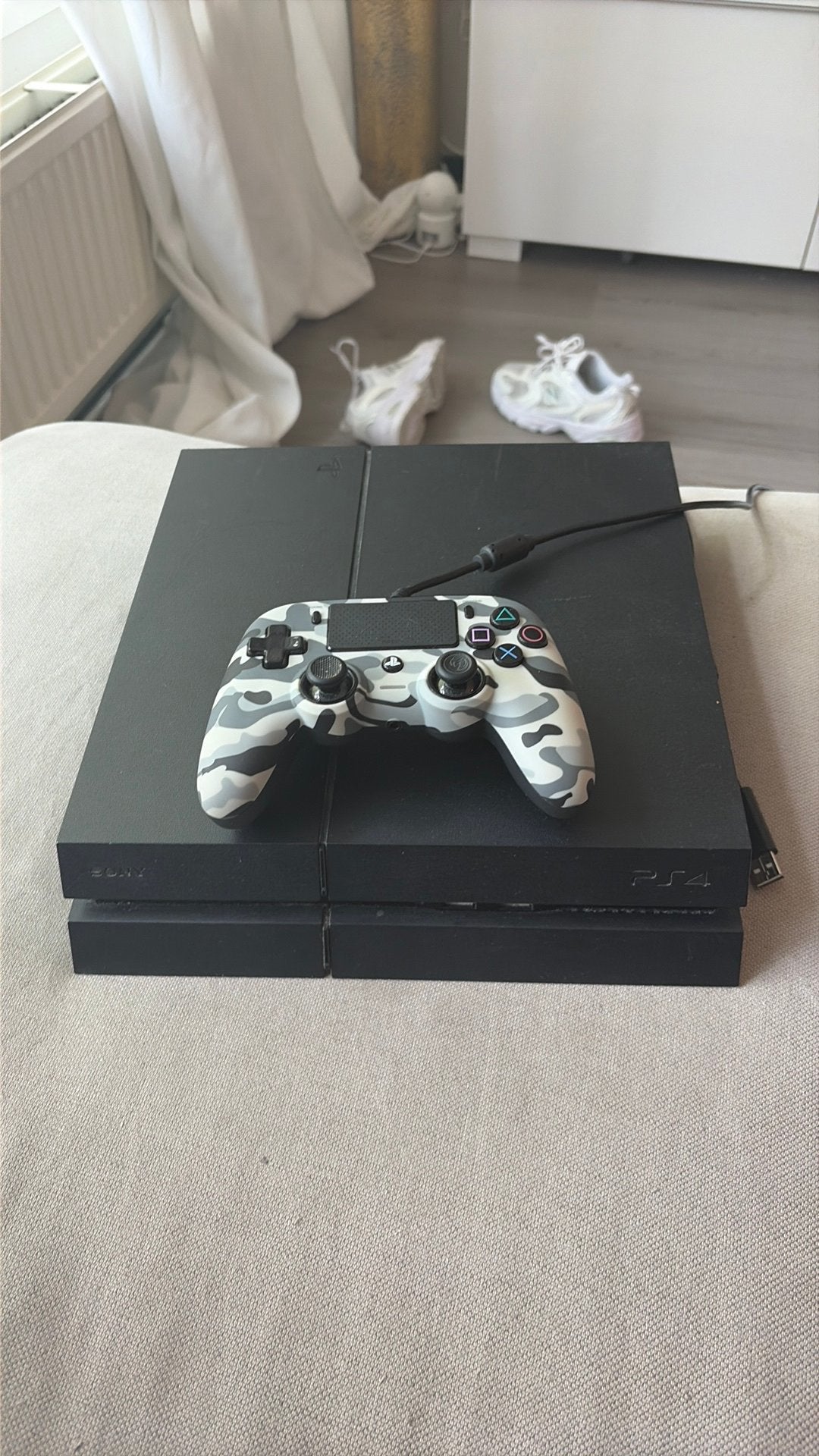 Ps4 te koop (alleen ophalen), Ophalen, Zo goed als nieuw, Met 1 controller, Original