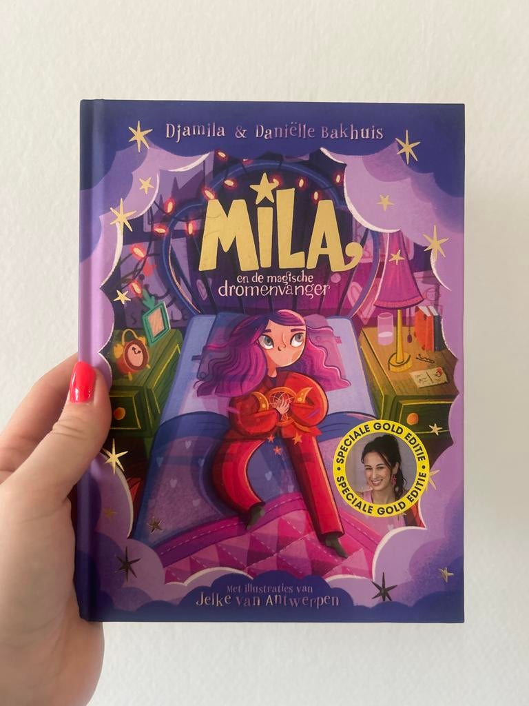 Mila en de magische dromenvanger - Gesigneerd MeisjeDjamila, Ophalen of Verzenden, Zo goed als nieuw, Fictie