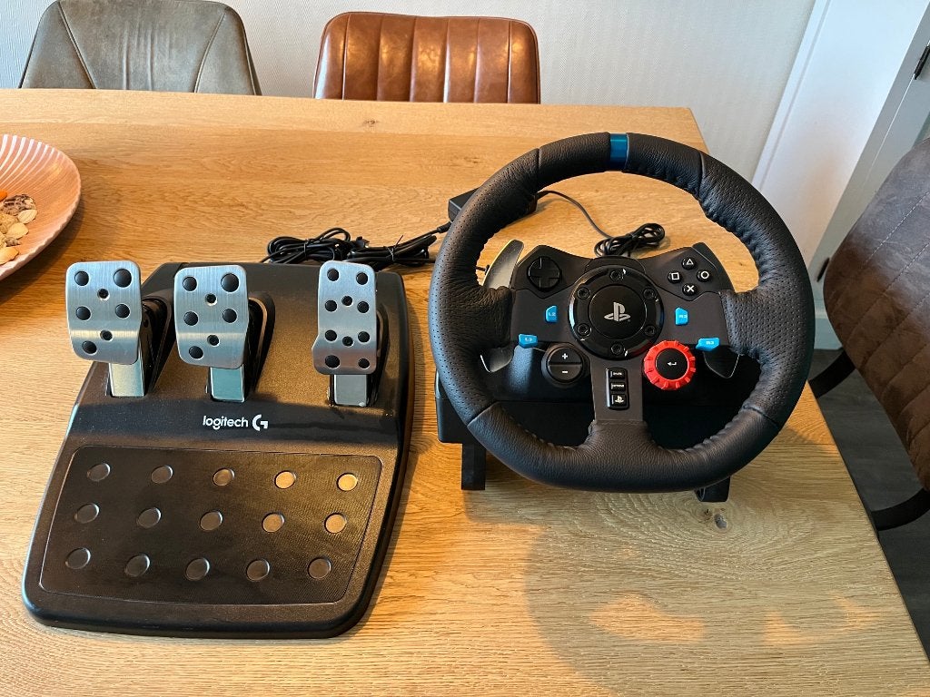 Logitech G29 Driving Force - Racestuur PS4, PS5 & PC, Spelcomputers en Games, Ophalen of Verzenden, Zo goed als nieuw, PlayStation 4