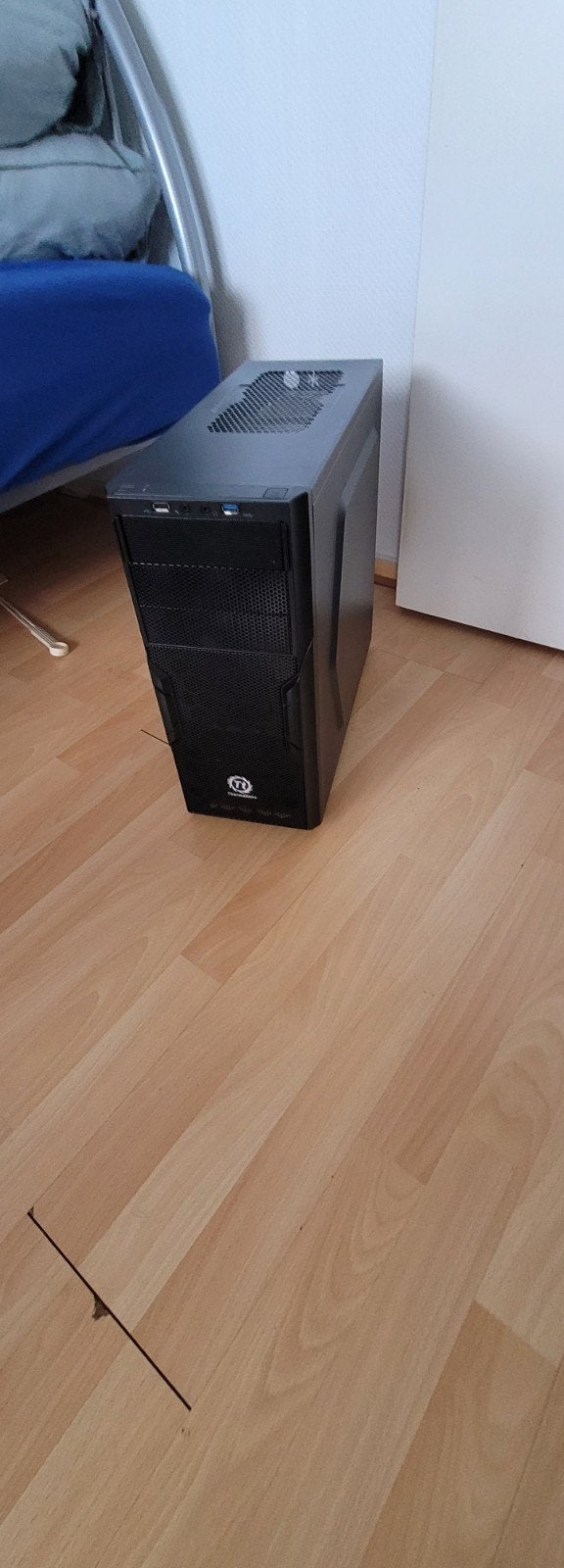 pc intel i5 10600k, 256 GB, 8 GB, Ophalen of Verzenden, SSD