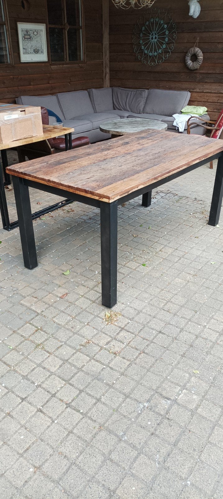 Stoere tafel met stalen frame voor overkapping, Tuin en Terras, Tuinsets en Loungesets, Ophalen, Hout