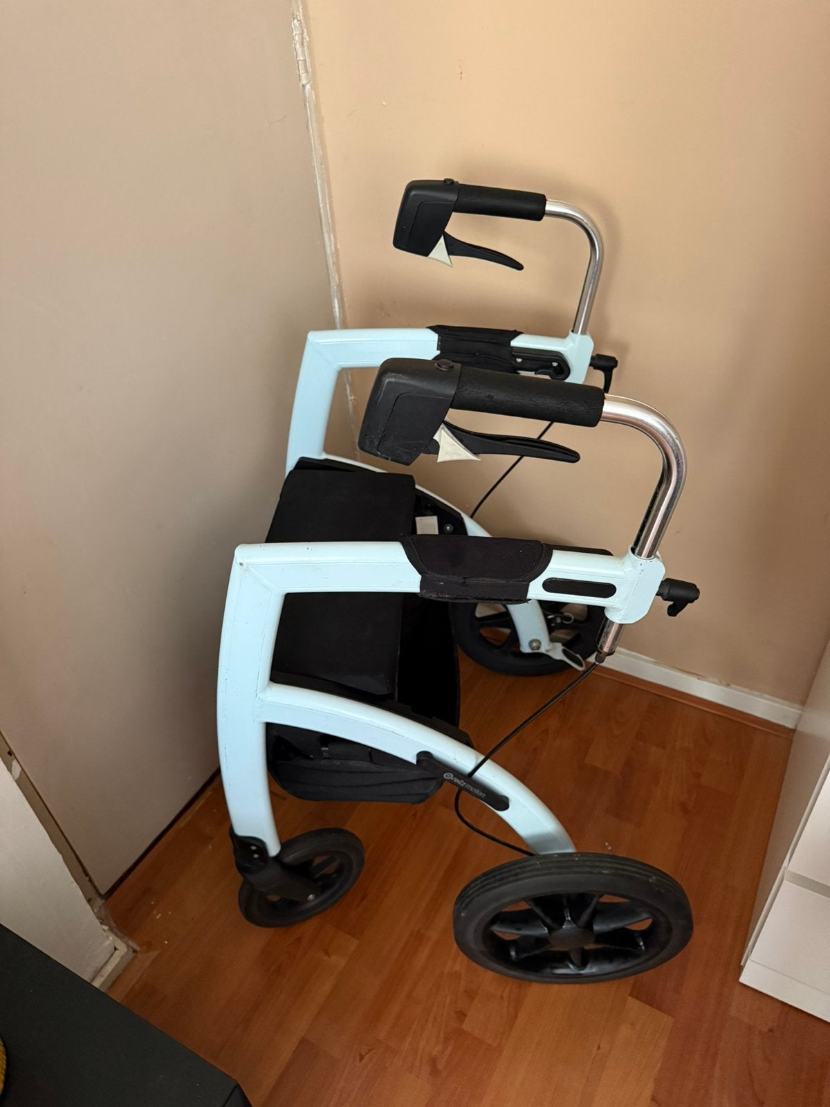 Rollz Motion, Diversen, Ophalen