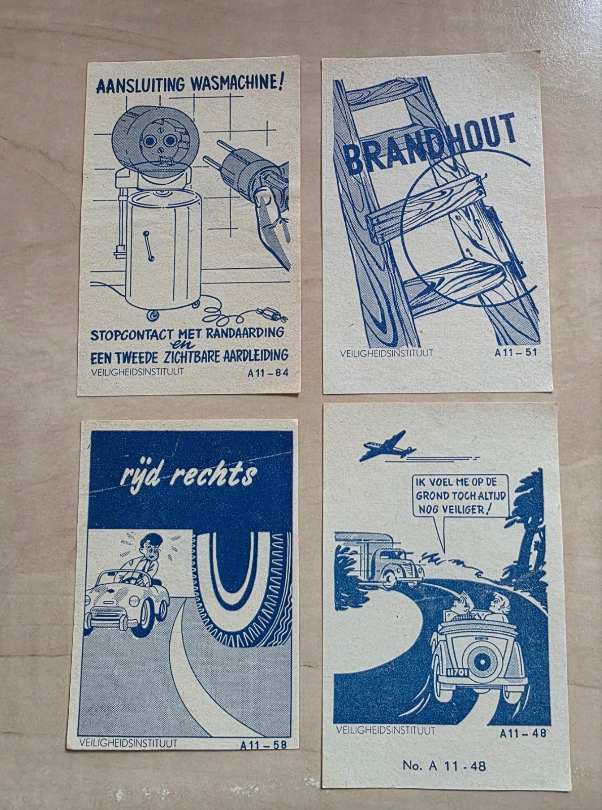 072)  4 ORIGINELE SLUITZEGELS VEILIGHEIDSINSTITUUT, Verzenden, Overige thema's