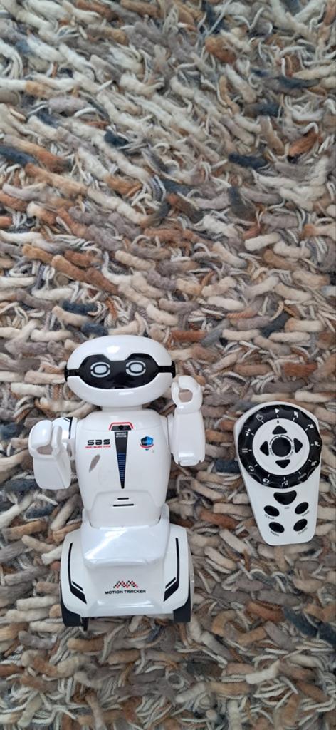 Silverlit robot, Ophalen of Verzenden, Zo goed als nieuw, Jongen of Meisje