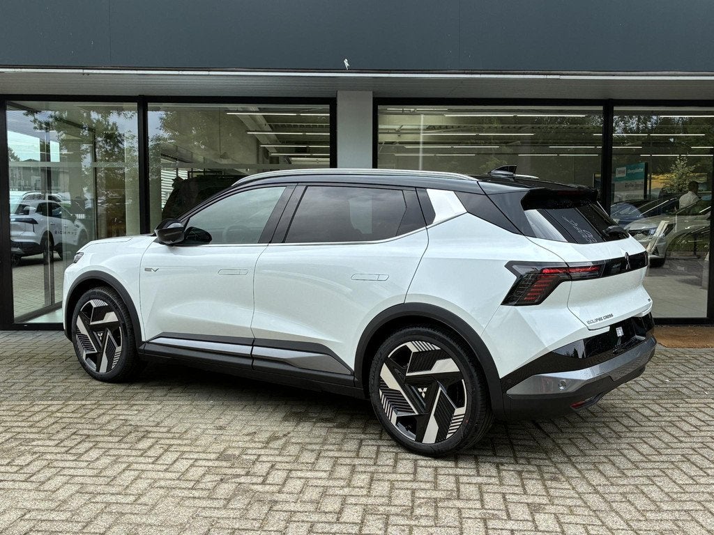 Mitsubishi Eclipse Cross Intense+ 87 kWh NIEUW UIT VOORRAAD, Auto's, Mitsubishi, Eclipse Cross, Huisgarantie, Met garantie (alle)