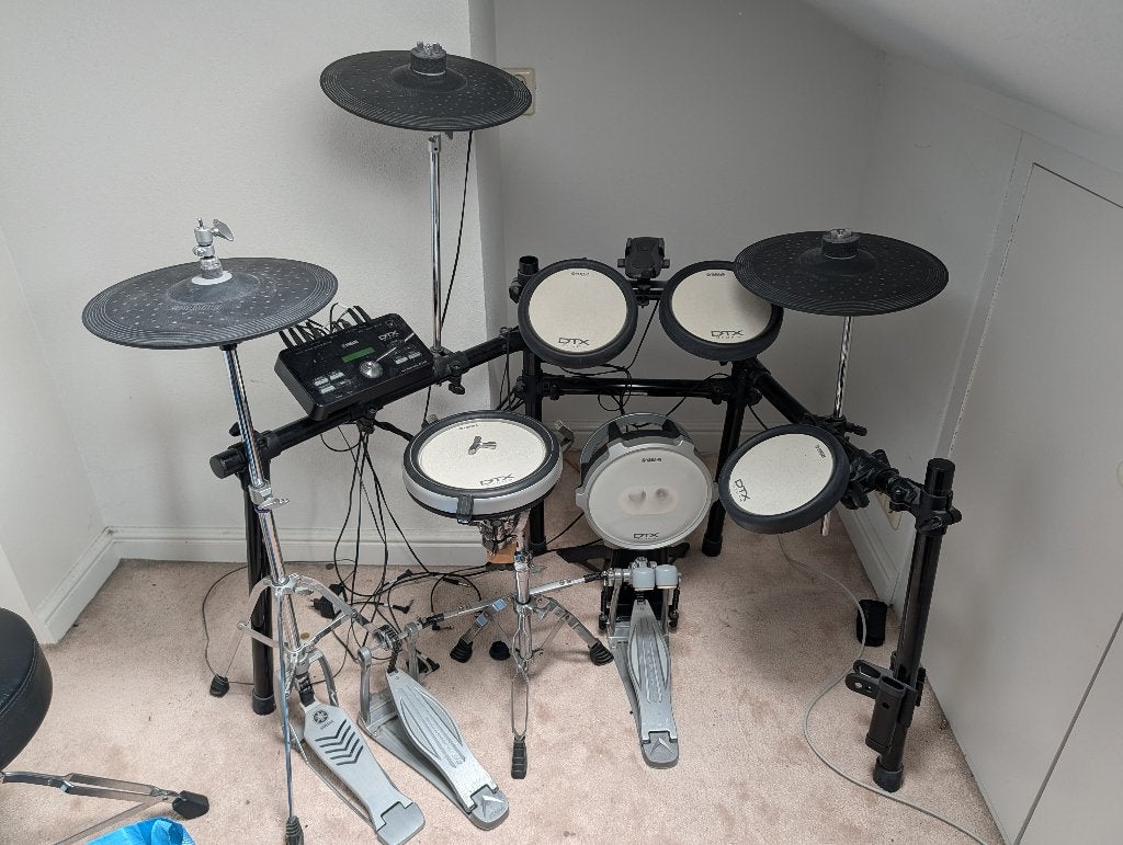 Yamaha DTX582k met monitorspeakers en accessoires, Ophalen, Gebruikt, Yamaha, Elektronisch