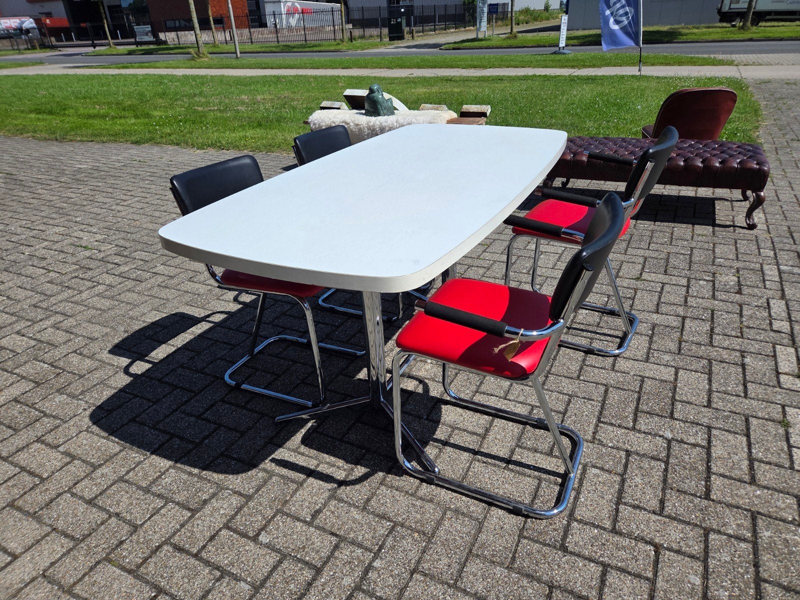 Vintage retro eetkamerset, tafel met 4 buisframe stoelen, Ophalen