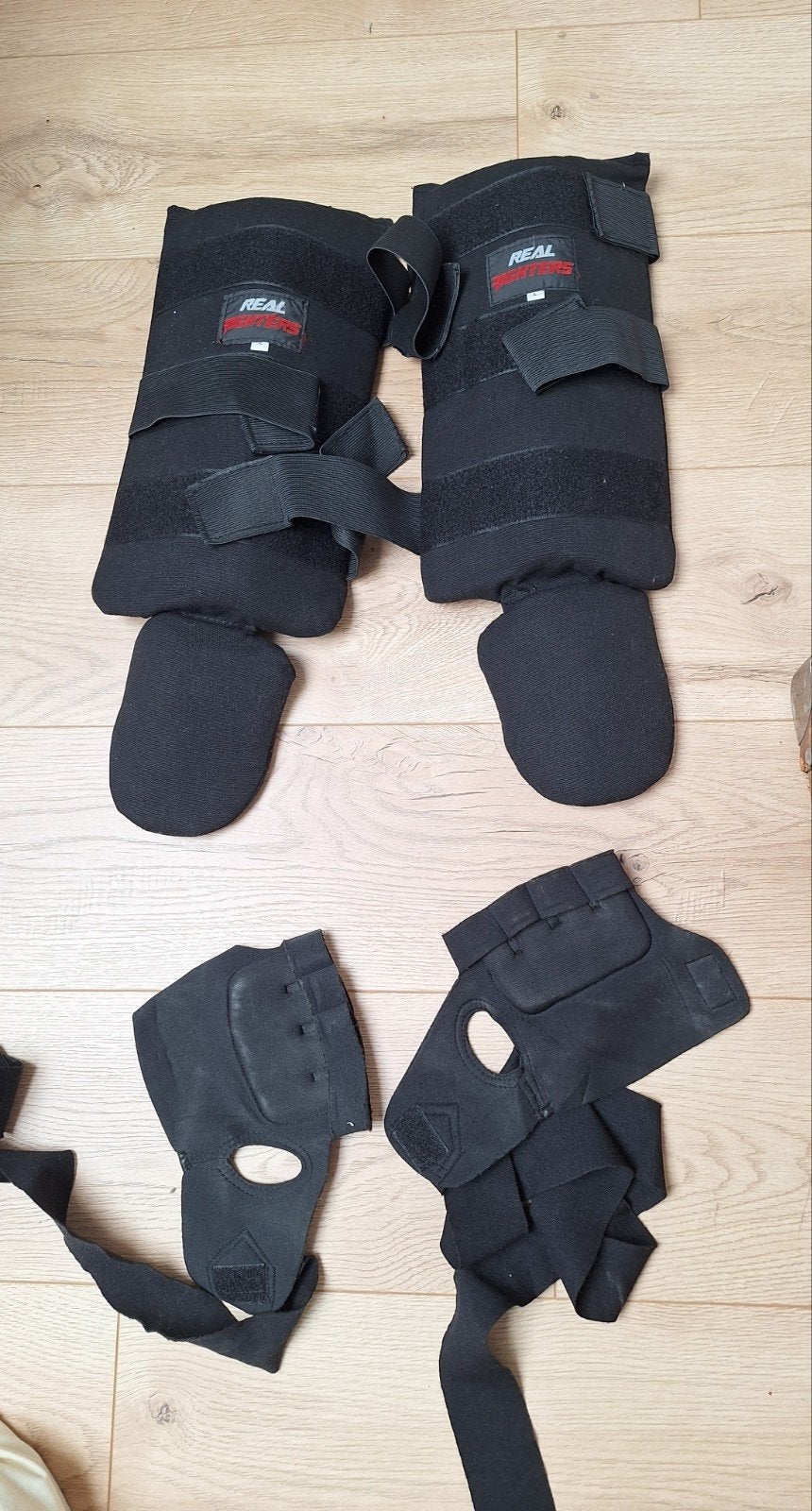 scheenbeschermers Real Fighter, binnenhandschoenen, Sport en Fitness, Vechtsporten en Zelfverdediging, Maat XS of kleiner, Ophalen of Verzenden