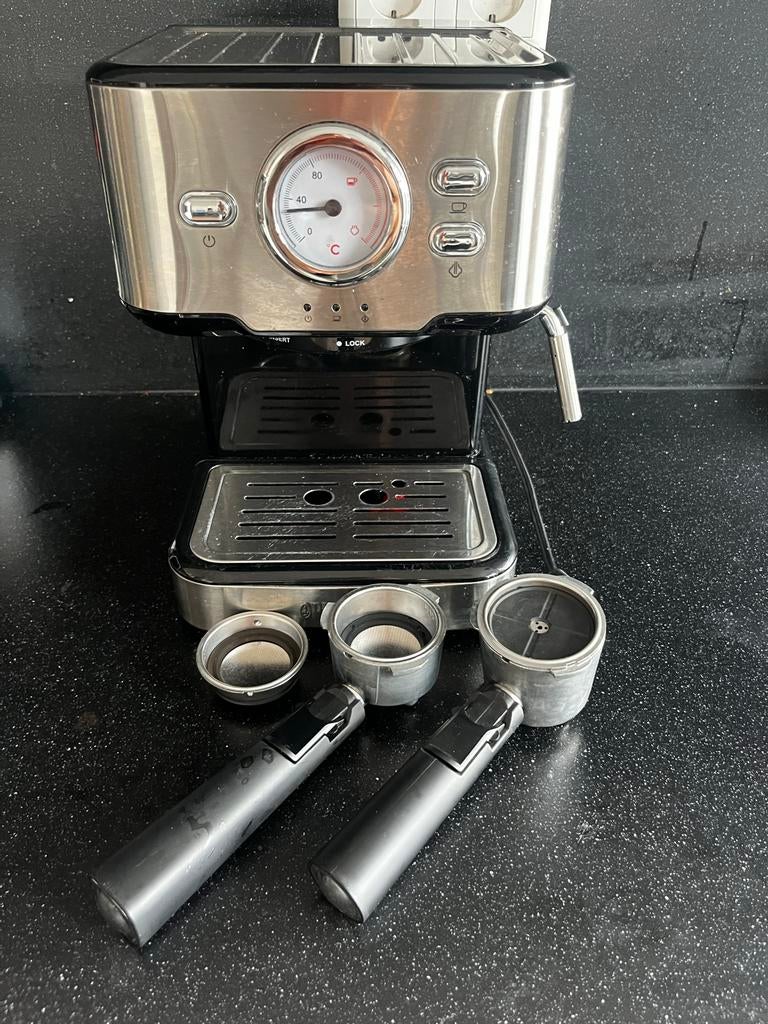 Princess Espressomachine - Zo goed als nieuw, Stoompijpje, Espresso apparaat, 10 kopjes of meer, Gemalen koffie