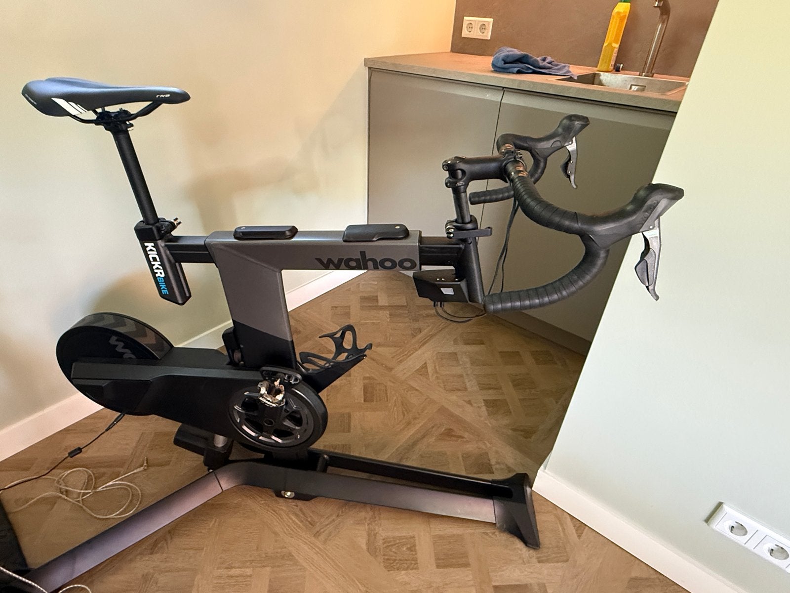 Wahoo KICKR BIKE 2CB0 Smart Trainer, Ophalen, Zo goed als nieuw, Overige typen