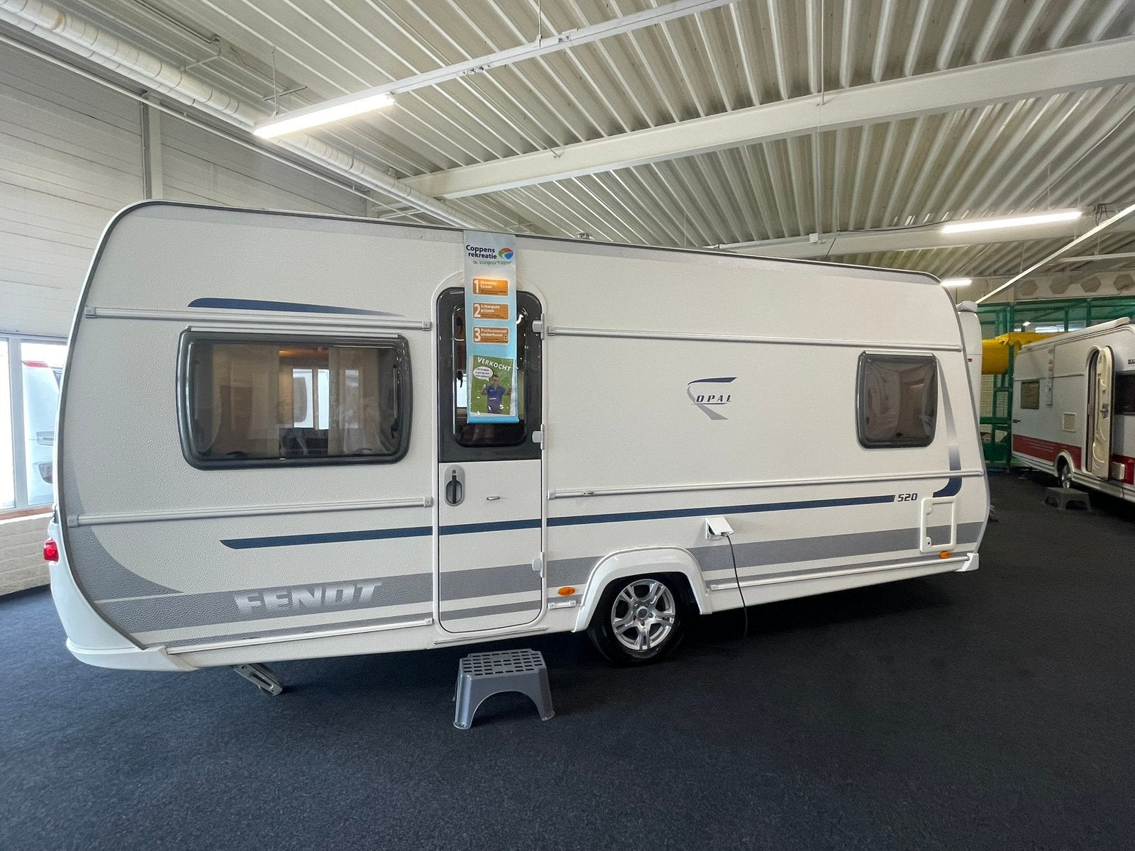 Fendt Opal 520 met nieuwe Dorema voortent+ luifel, Caravans en Kamperen, Rondzit, Particulier, Fendt, Douche