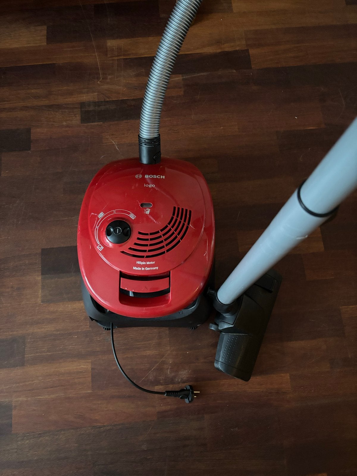 Bosch stofzuiger met zak - Werkt perfect!