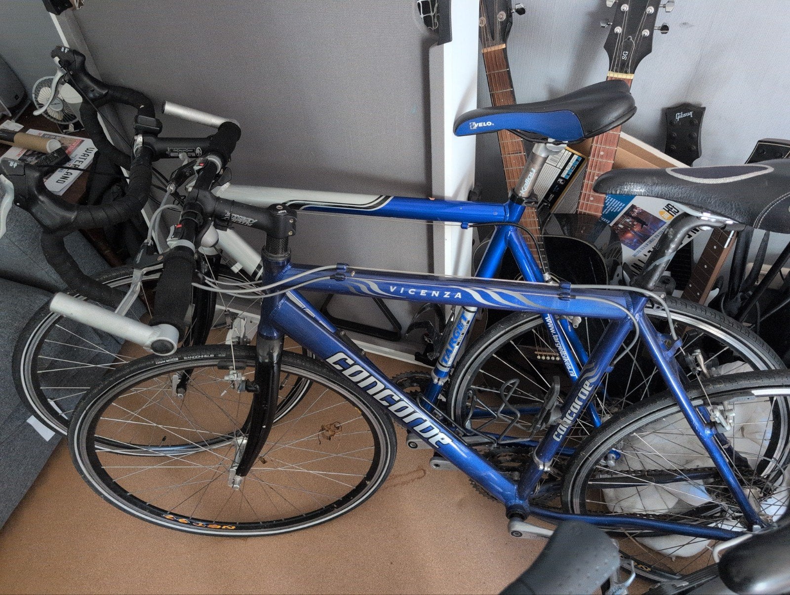 Twee racefietsen met een beetje werk, Fietsen en Brommers, Fietsen | Racefietsen, Ophalen