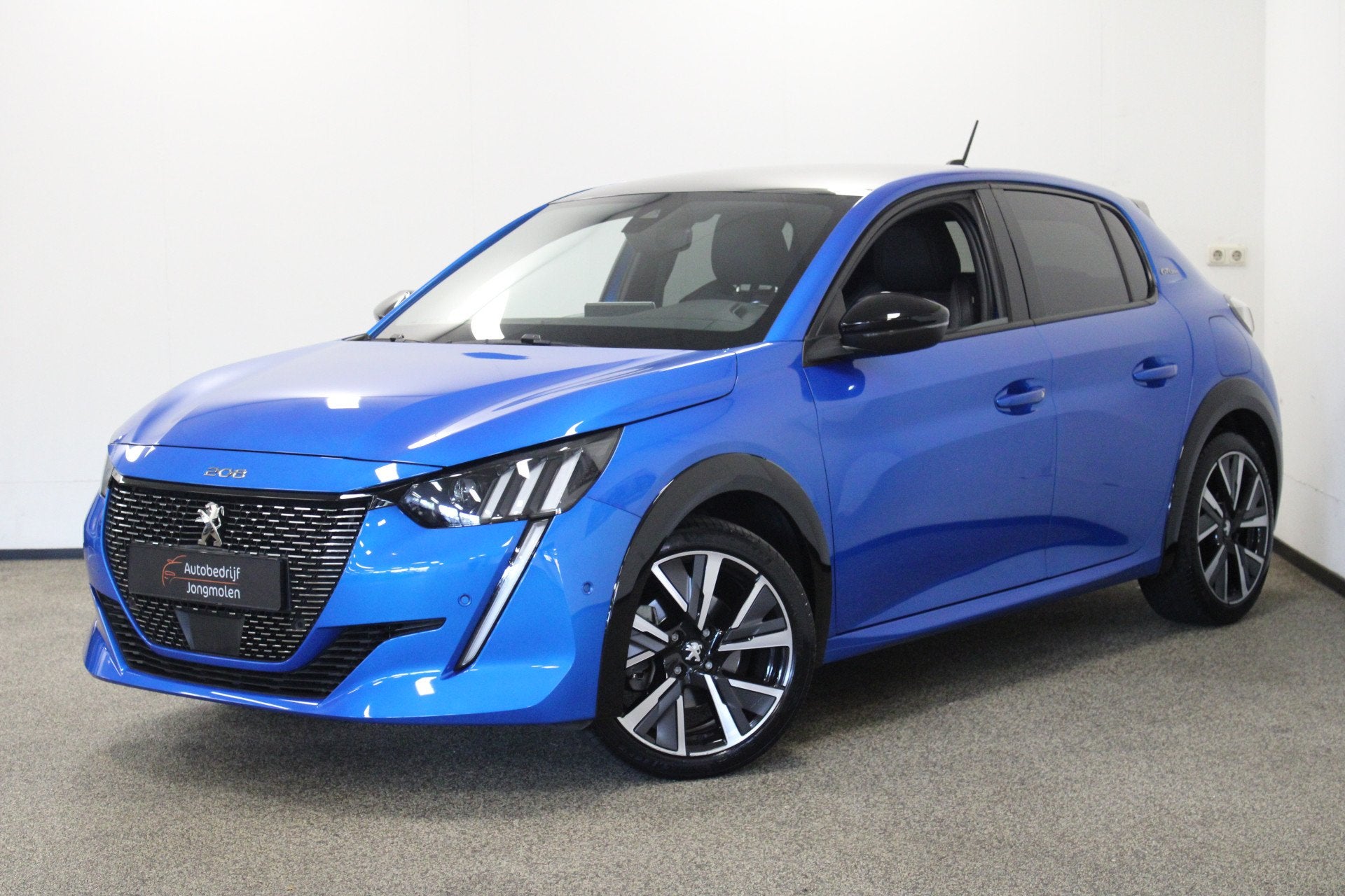 Peugeot 208 1.2 PureTech GT-Line Stoelverw|Side assist|Carpl, Auto's, Voorwielaandrijving, 101 pk, Gebruikt, Euro 6