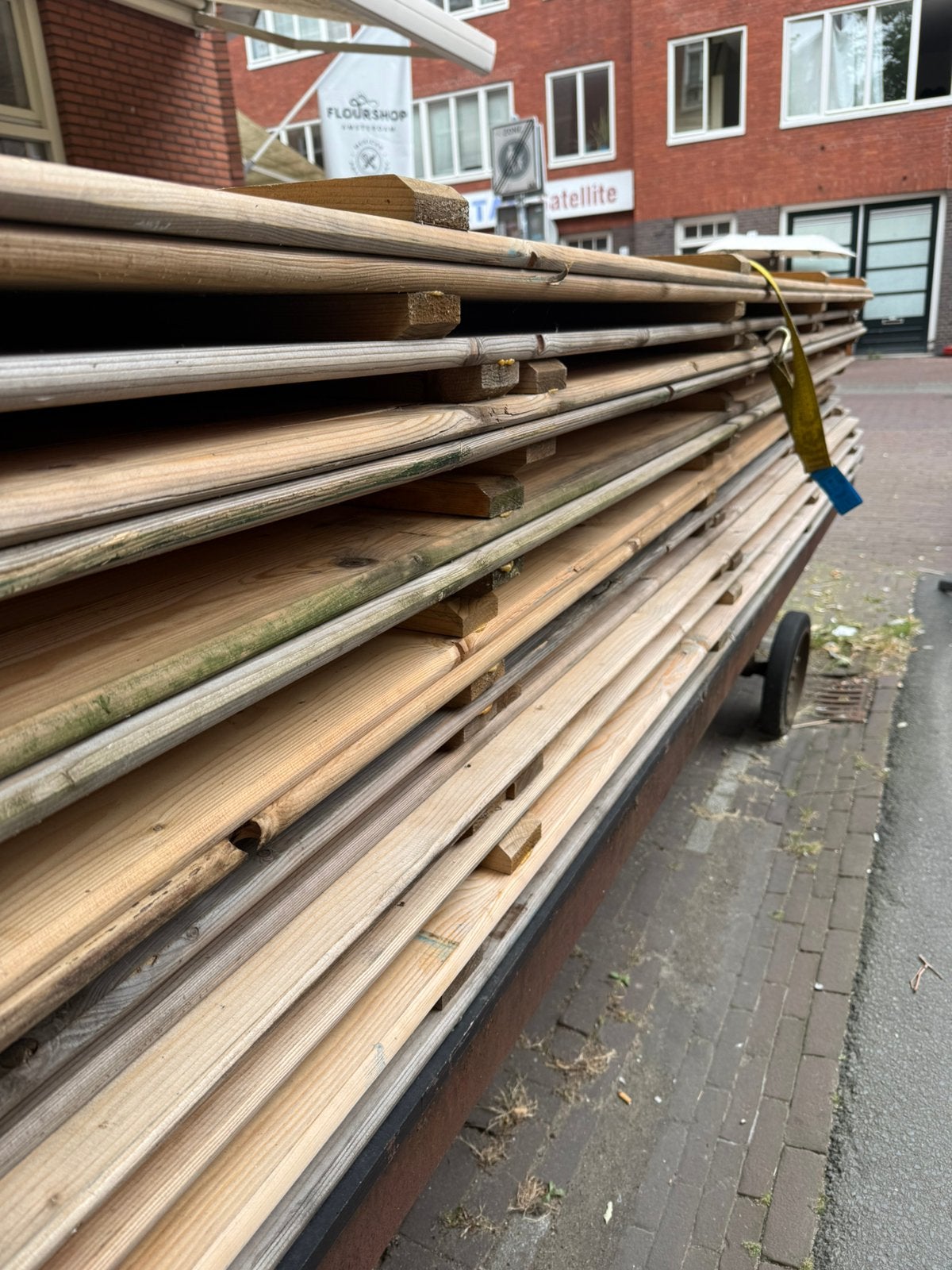Mooie houten planken 4 .20. Lang 55 breed ongeverr 25 stuks, Ophalen of Verzenden, Zo goed als nieuw