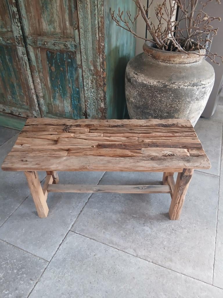 Houten oude tafel ,echt railwood (aura peeperkorn, hoffz ..), Huis en Inrichting, Aura peeperkorn, hoffz, Zo goed als nieuw, 75 cm of meer