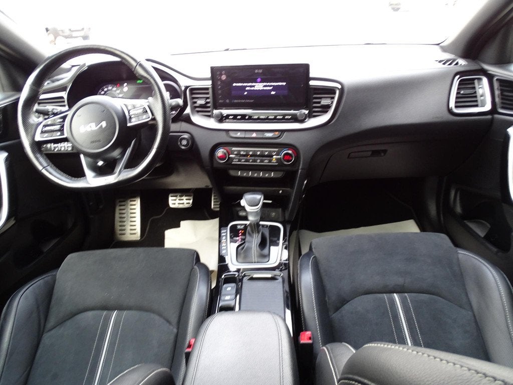 Kia Ceed Sportswagon 1.5 T-GDi GT-Line AUTOMAAT| PANORAMADAK, Auto's, Kia, Gebruikt, Euro 6, 4 cilinders, 160 pk