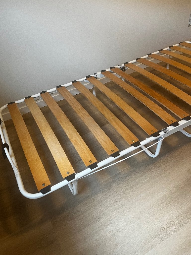 leuk Opklapbed 90*200, Ophalen, 90 cm, Eenpersoons, Zo goed als nieuw
