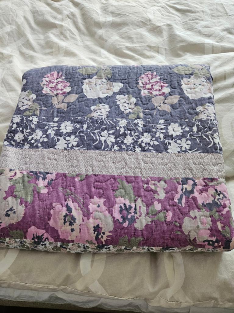 Bloemenprint sprei/quilt - Eenspersoons of twijfelaars, Ophalen of Verzenden, Zo goed als nieuw, Eenpersoons