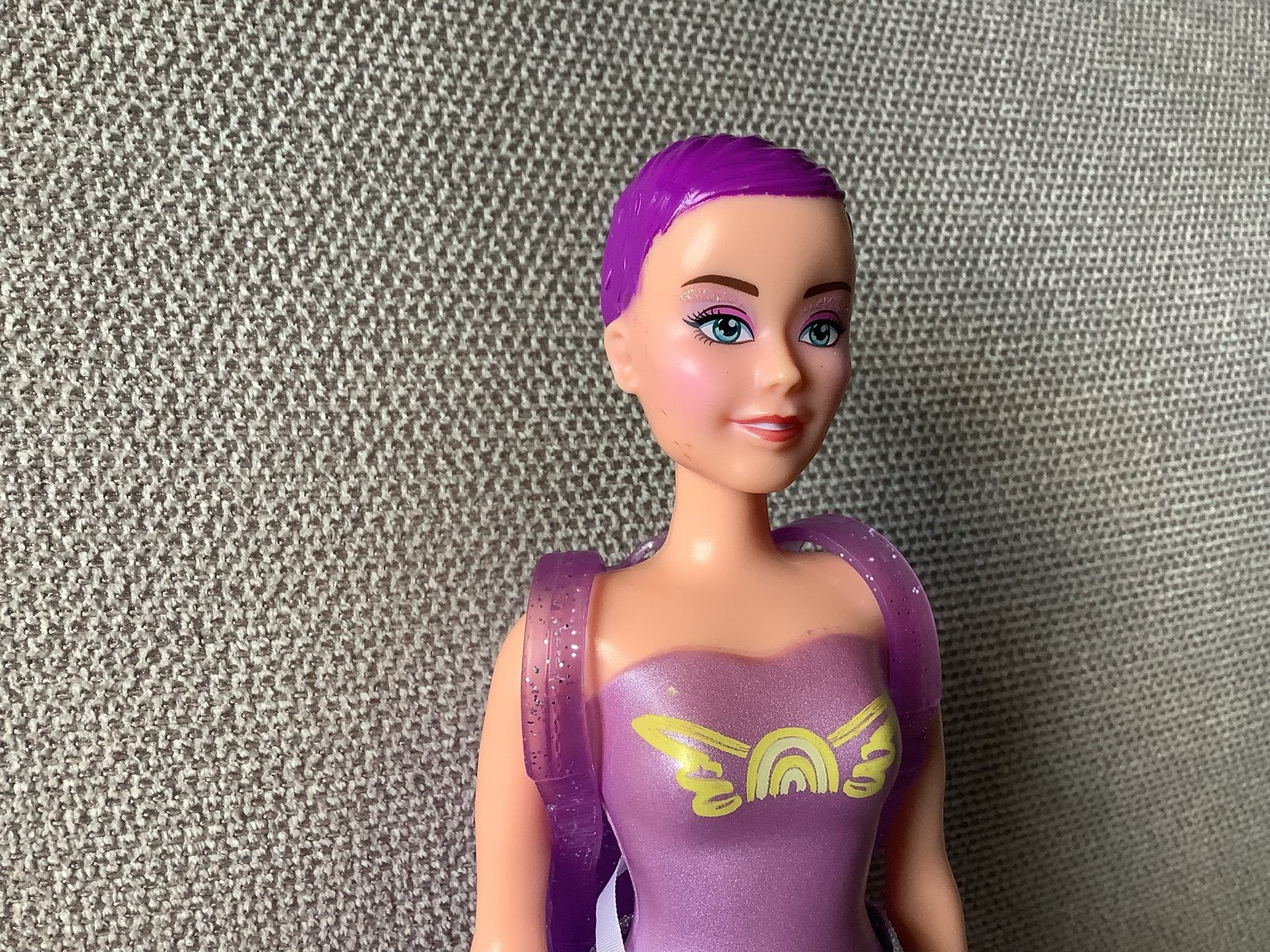 Barbie elf met rugzak en paarse outfit, Ophalen of Verzenden, Gebruikt, Barbie