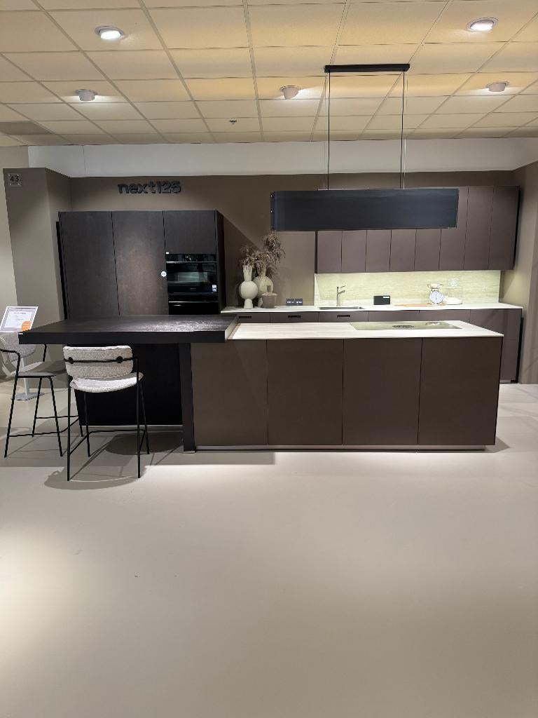 Luxe Schuller Next125 NX902 keuken met kookeiland!, Ophalen, Overige typen, Met kookeiland, Graniet of Steen