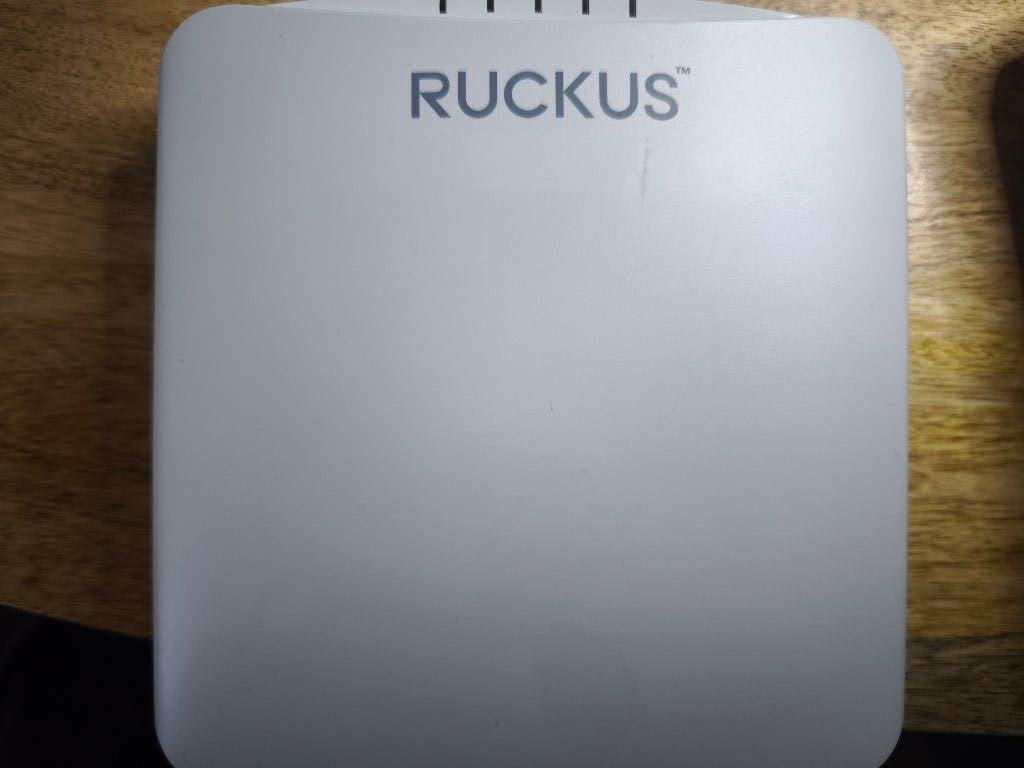 Ruckus ZoneFlex R550 unleased 7X, Ophalen, Zo goed als nieuw