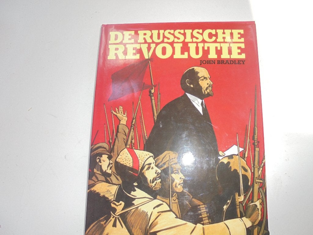 Groot boek De Russische Revolutie John Bradley (L4-5), Ophalen, Europa