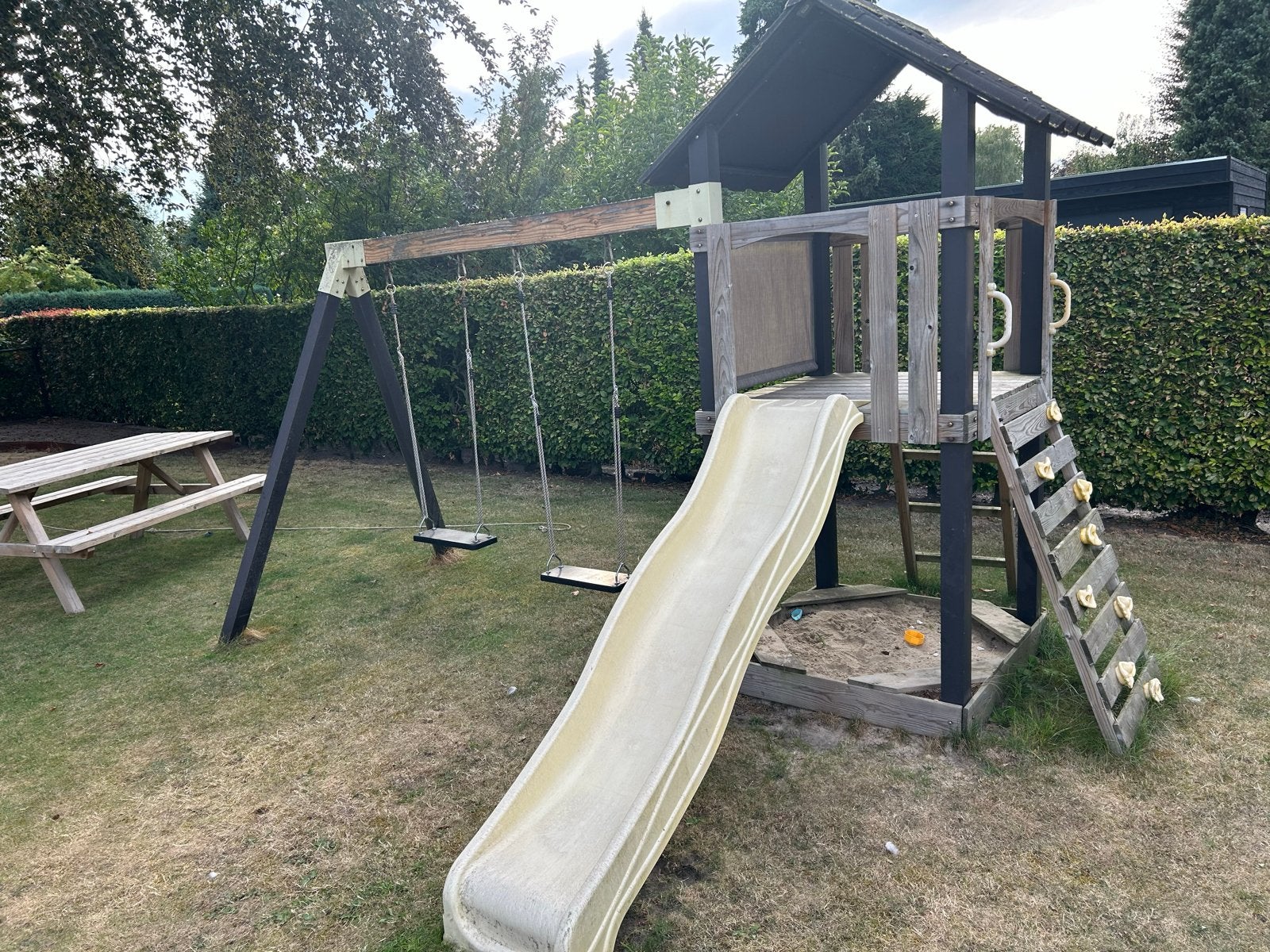 Speelhuisje met Glijbaan, Ophalen, Gebruikt, Glijbaan
