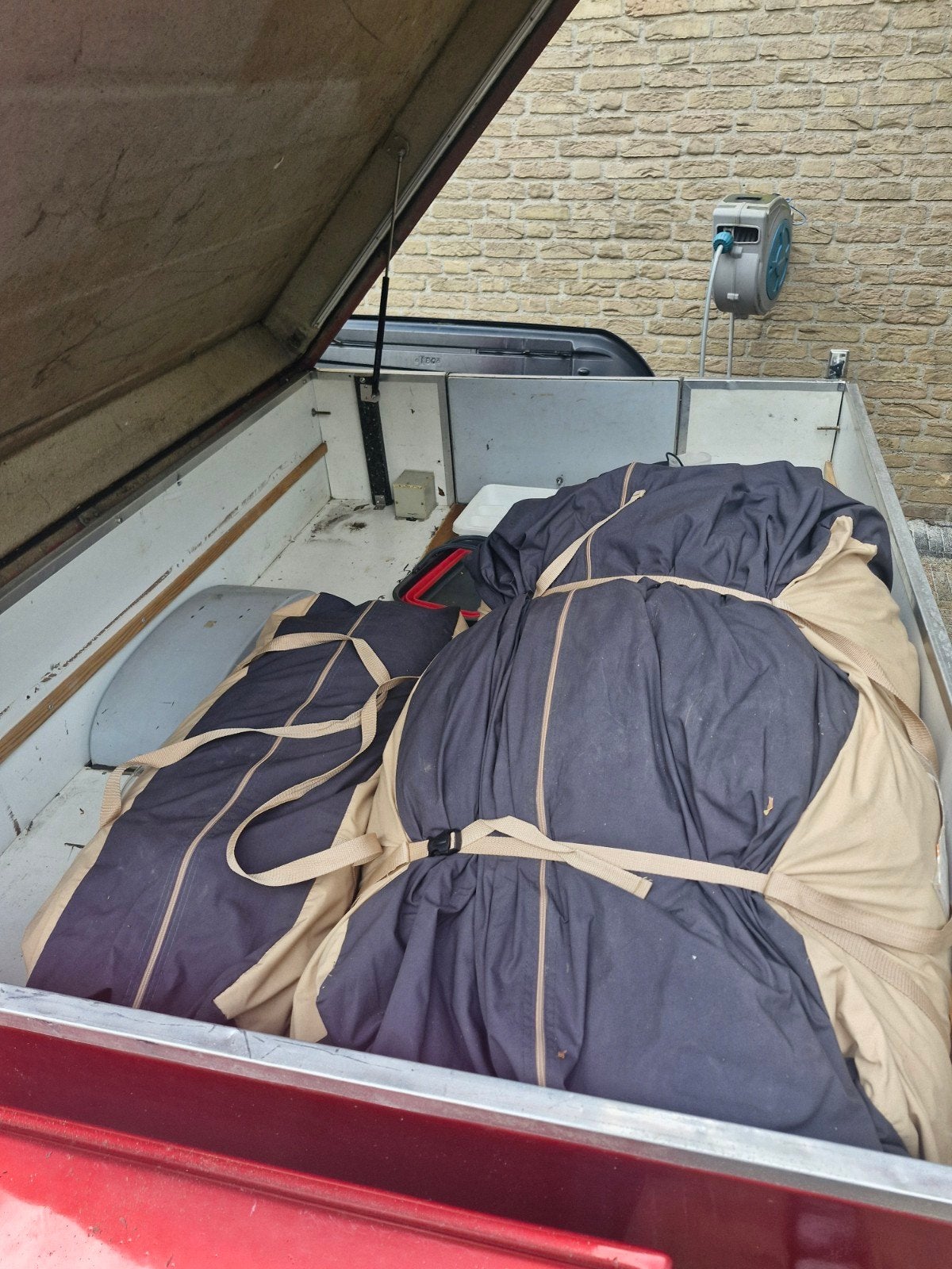 Mooie tent  380 tc bardani kzo goed als nieuw, optioneel met, Ophalen of Verzenden, Zo goed als nieuw