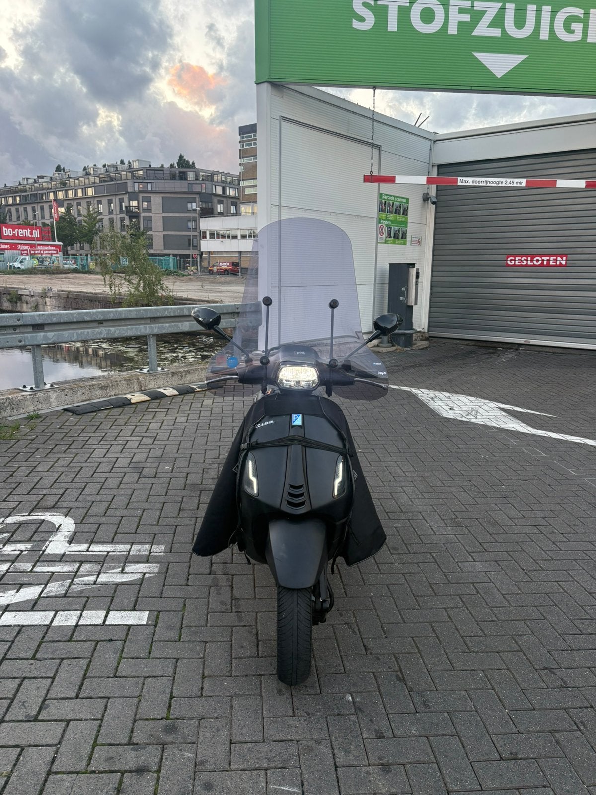 Vespa sprint 125 cc brom 2020, Ophalen, Zo goed als nieuw, Benzine, Piaggio