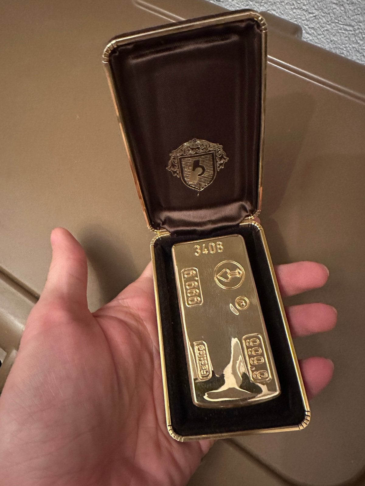 Vintage Aansteker in Luxe Doos - Goudkleurig met Paars, Ophalen of Verzenden, Zo goed als nieuw, Aansteker