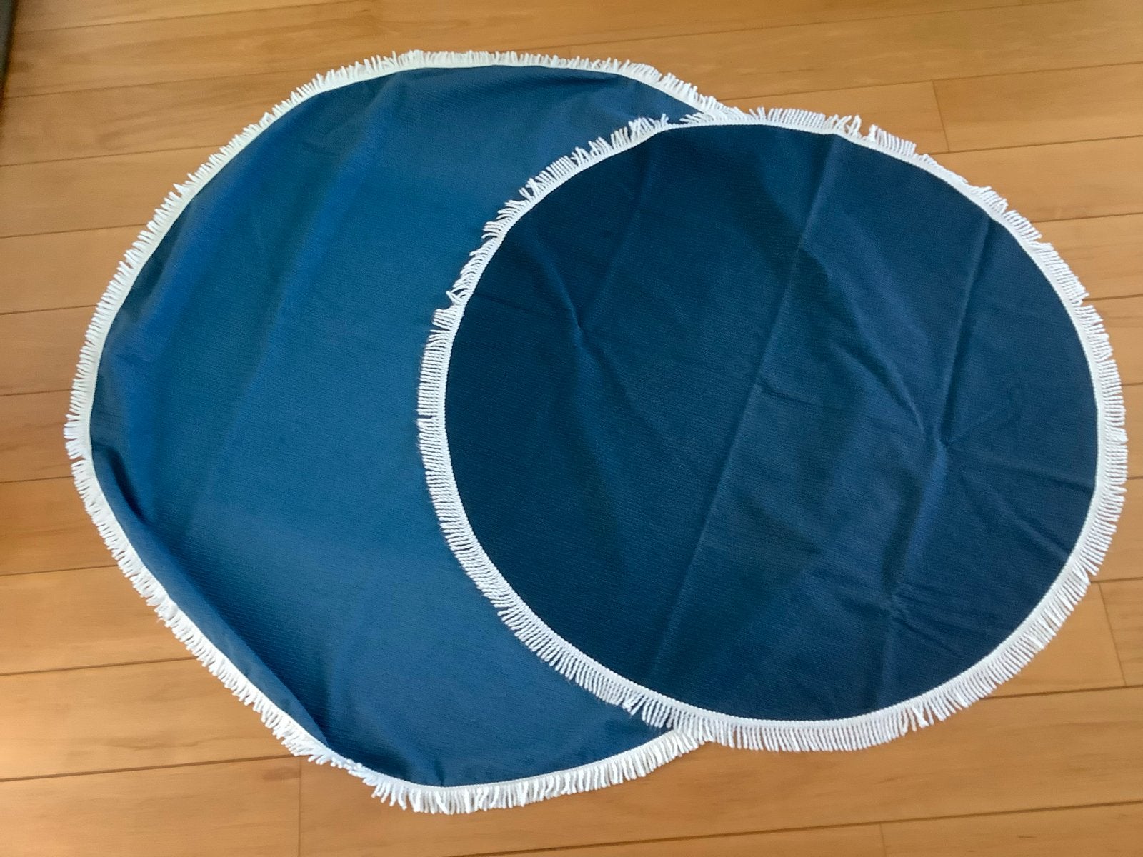 Set van 2 ronde felkledenmet franjes - Blauw voor buiten, Ophalen of Verzenden, Gebruikt, 8 zitplaatsen