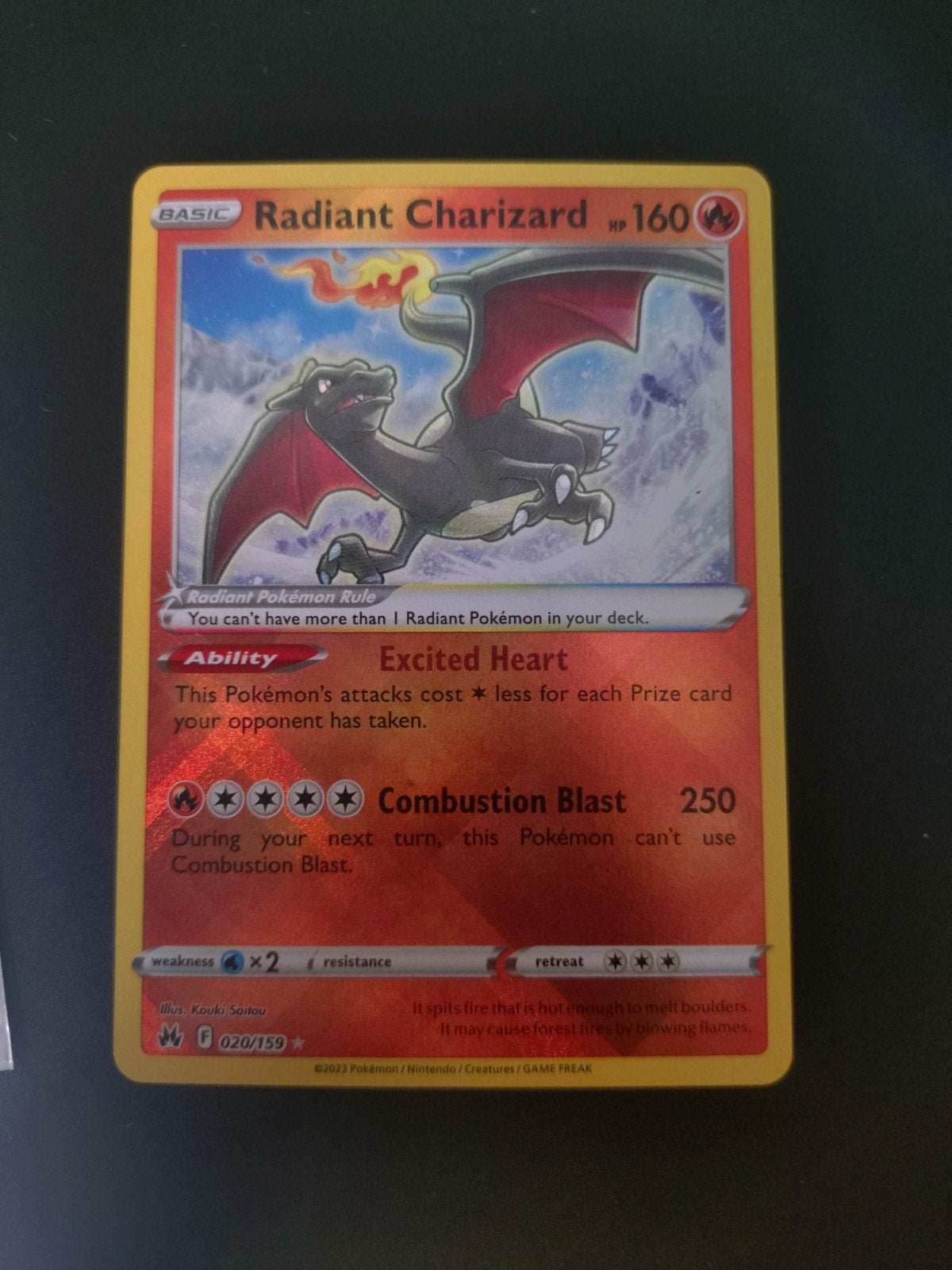 Radiant charizard, Ophalen of Verzenden, Zo goed als nieuw