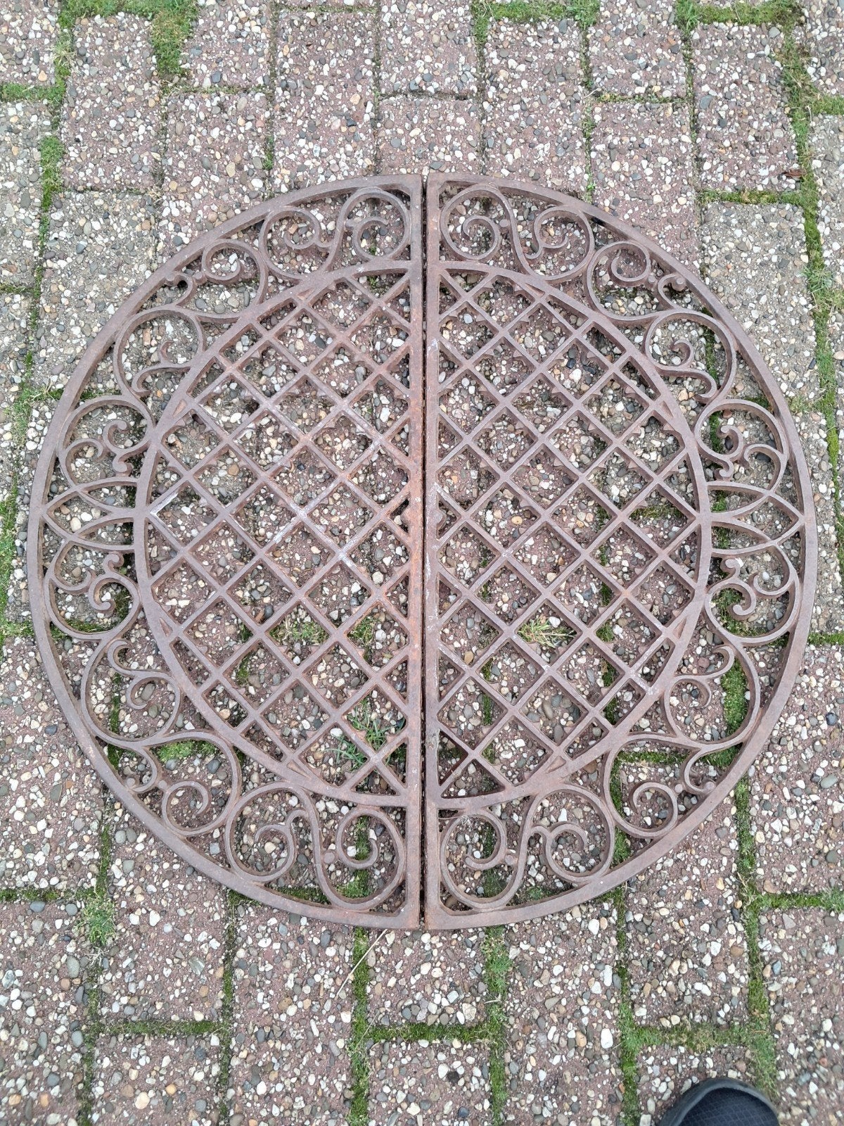 Oude retro vintage Grote halve gietijzeren ronde onderlegger, Ophalen of Verzenden, Gebruikt